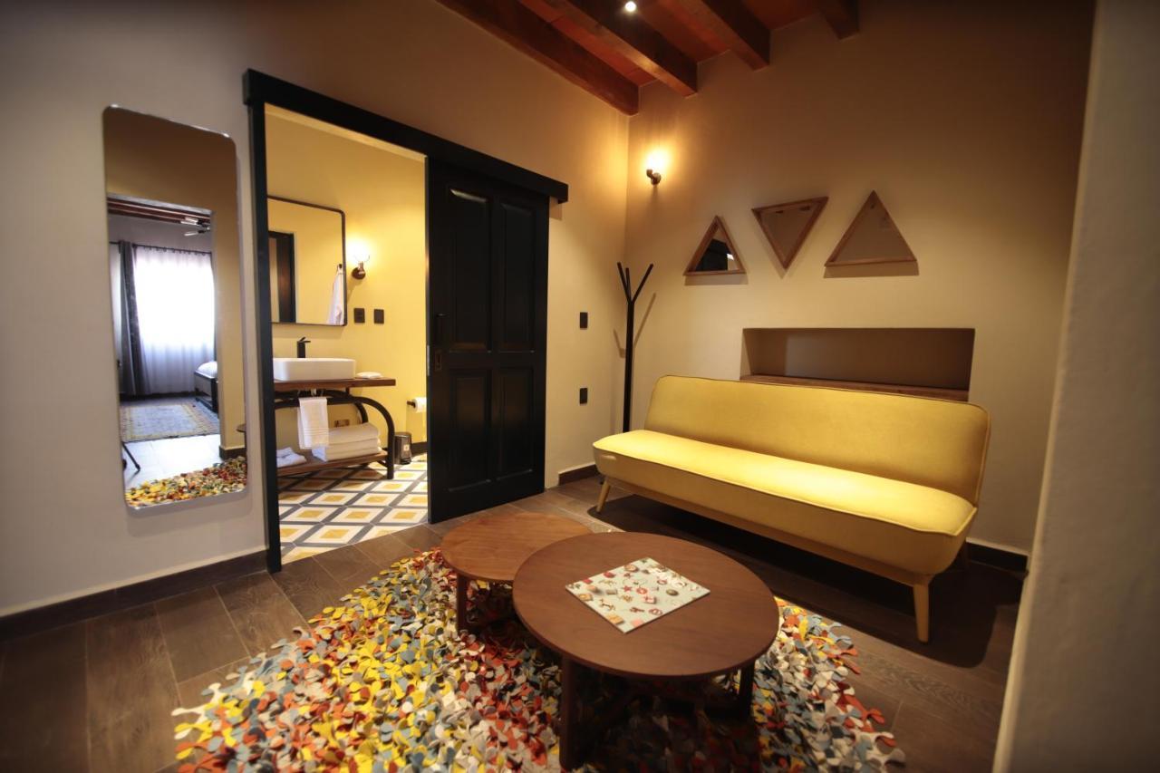 Antigua Trece Hotel Fusion غواناخواتو المظهر الخارجي الصورة